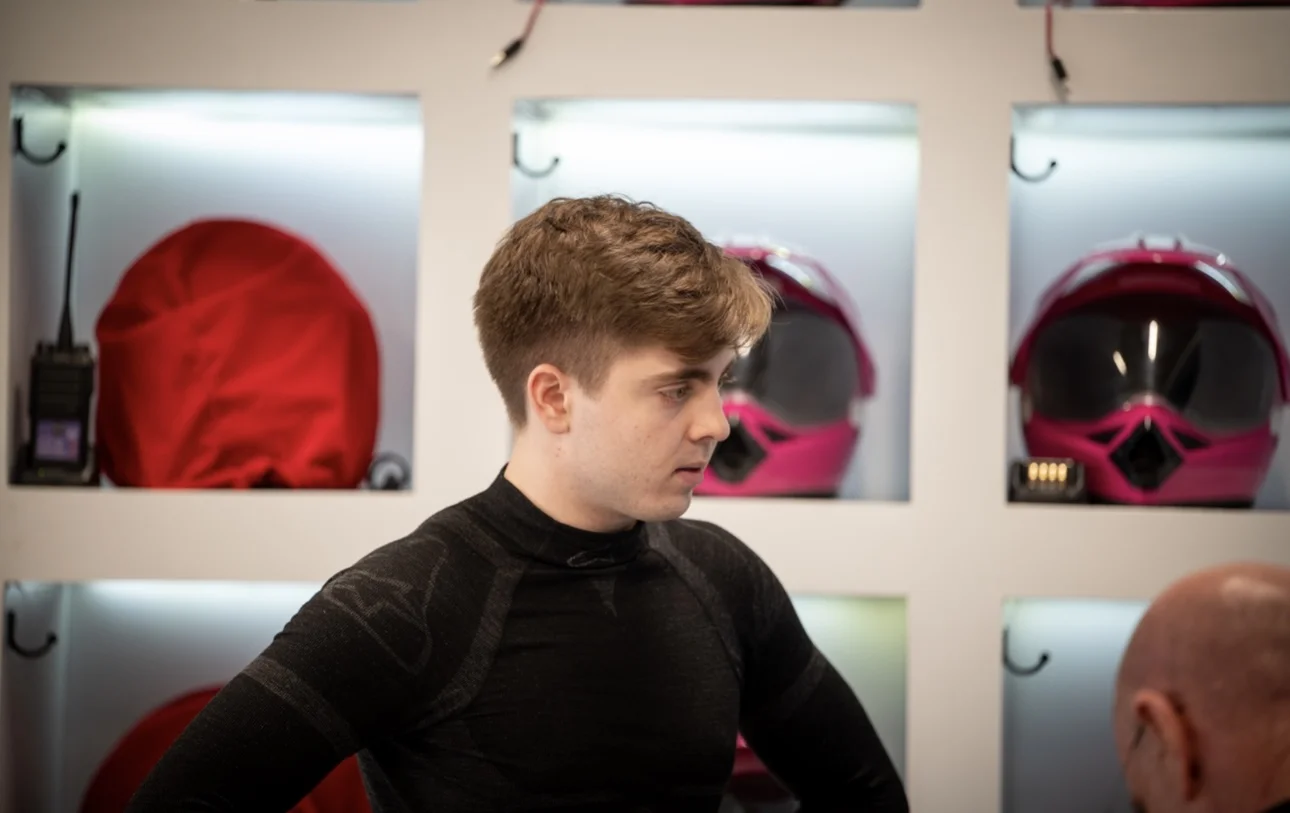 Imagem Piloto Arthur Pavie (1)